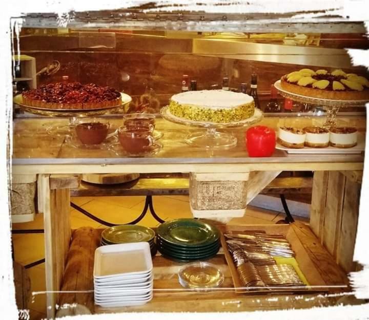 Albergo Ristorante Della Sacra Сант-Амброджо-ди-Торино Экстерьер фото